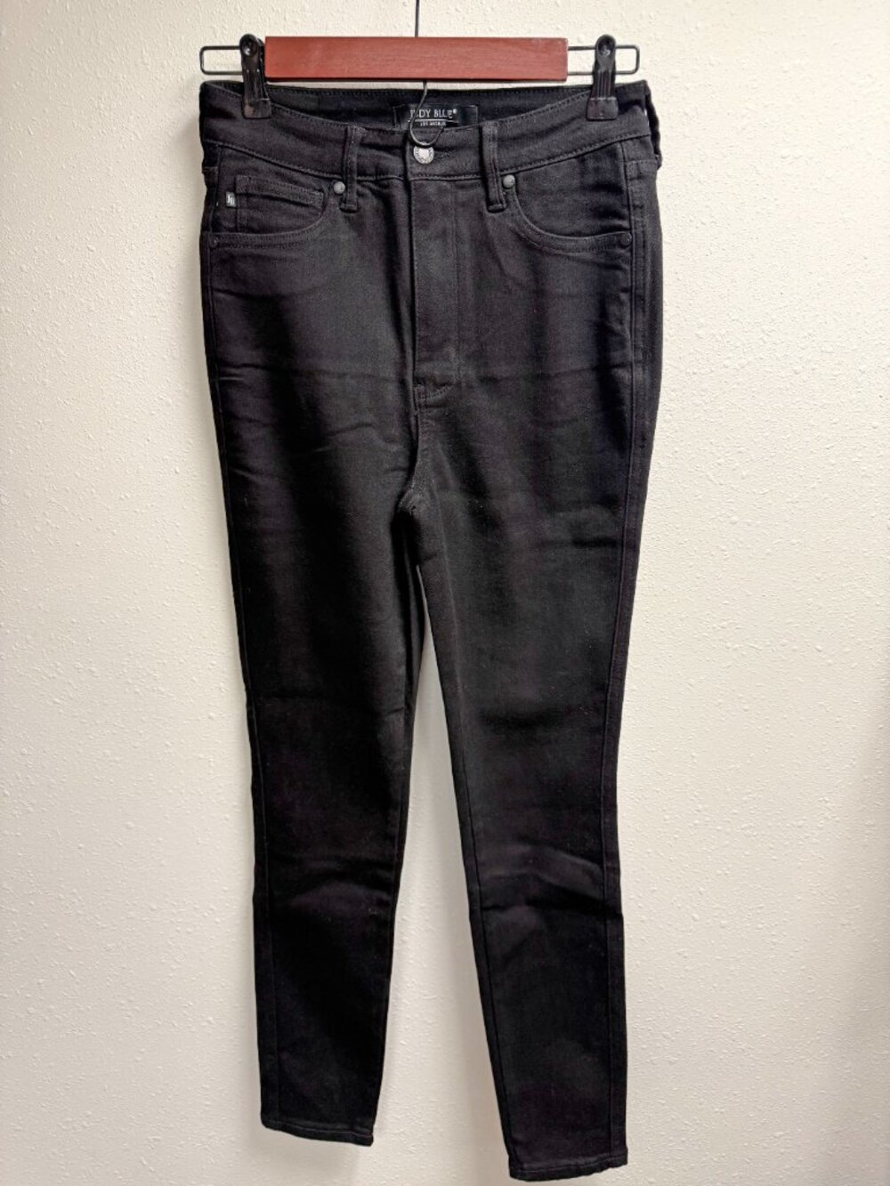Judy Blue Skinny Jeans - Picture 2 of 12
